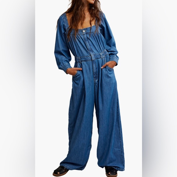 NWT Free People Clara Long Sleeve Stylish Blue Denim Jumpsuit - Picture 1 of 2
